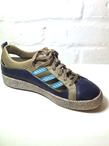 Navy Multi Color Sneaker