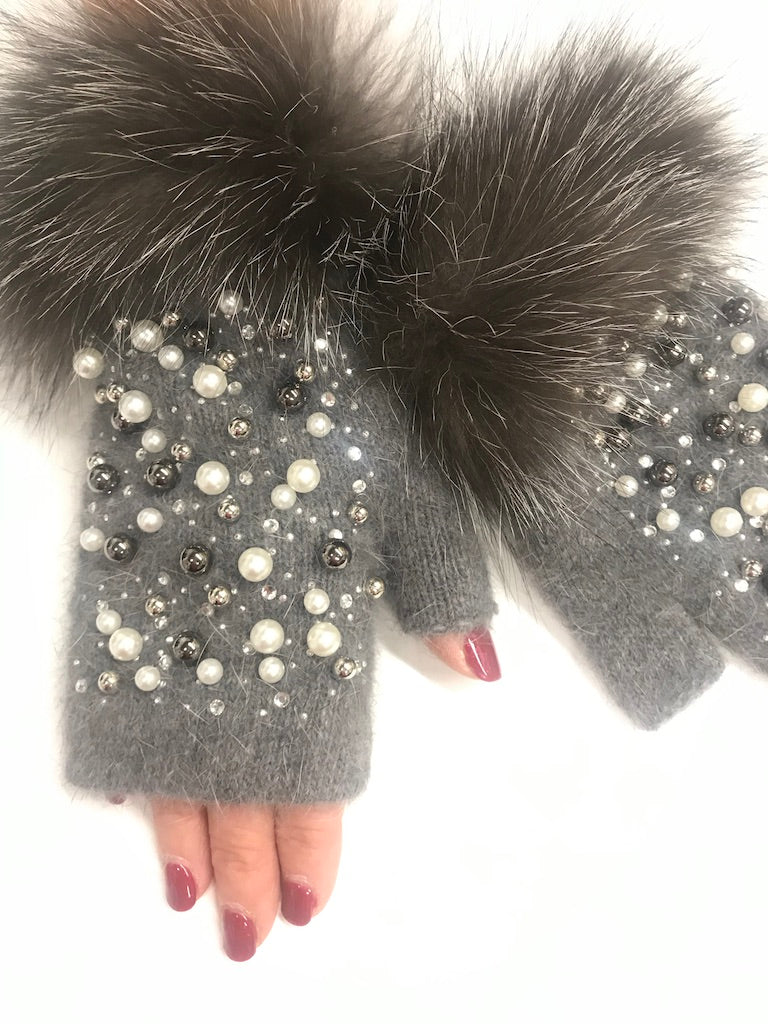 Fingerless Grey Pearl Gloves