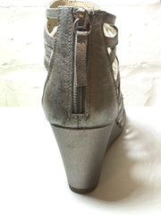 Matalic Weave Sandal