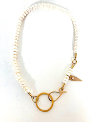 A Mix of Pearl and Gold Necklace