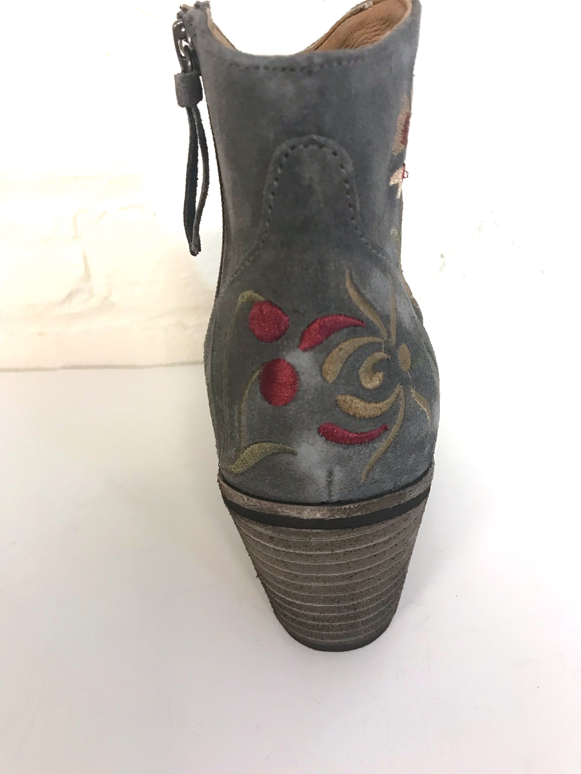 Sofft online westmont bootie